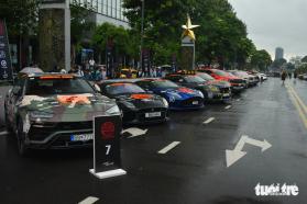 Dàn xe bạc tỉ của Gumball 3000 lăn bánh khỏi Việt Nam, thu hút sự chú ý giới chơi toàn cầu  第2张