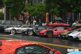 Dàn xe bạc tỉ của Gumball 3000 lăn bánh khỏi Việt Nam, thu hút sự chú ý giới chơi toàn cầu  第14张