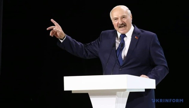  Tổng thống Lukashenko: Belarus đã triển khai 1/3 quân số dọc biên giới với Ukraine 