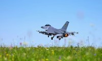  Máy bay chiến đấu F-16 đầu tiên bị rơi ở Ukraine 