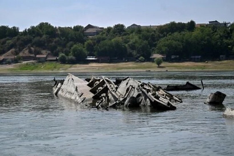  Serbia trục vớt xác tàu chiến của Đức quốc xã trên sông Danube 