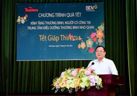  BIDV và báo Tiền Phong thăm, tặng quà Tết thương binh Ninh Bình 