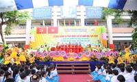  Trường tiểu học chỉ phát giấy khen học sinh ủng hộ bão lũ từ 100.000 đồng trở lên bị giải trình 