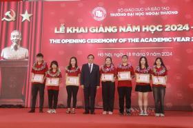 8 thí sinh &quot;khủng&quot; nhất đỗ Trường Đại học Ngoại thương 2024: Bao nhiêu điểm, học ngành gì?