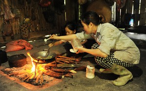 Dấu chân người làm Báo Dân Việt trên hành trình kết nối những trái tim